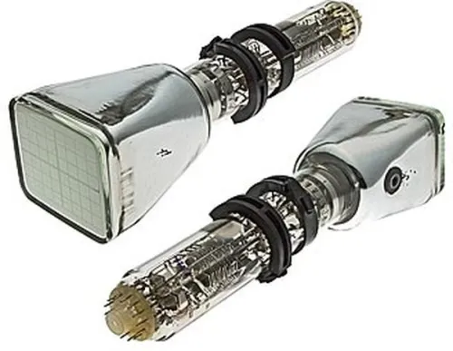 11ЛО7И трубка электронно-лучевая фото 2 11ЛО7И трубка электронно-лучевая фото 2